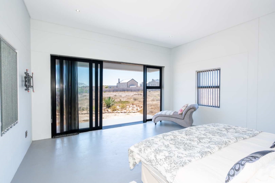 3 Bedroom Property for Sale in Oliphantskop Western Cape